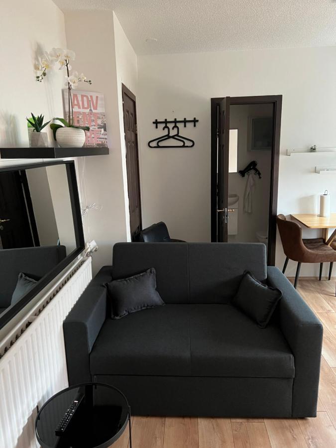 Studio Apartment In Hafnarfjordur Exterior photo